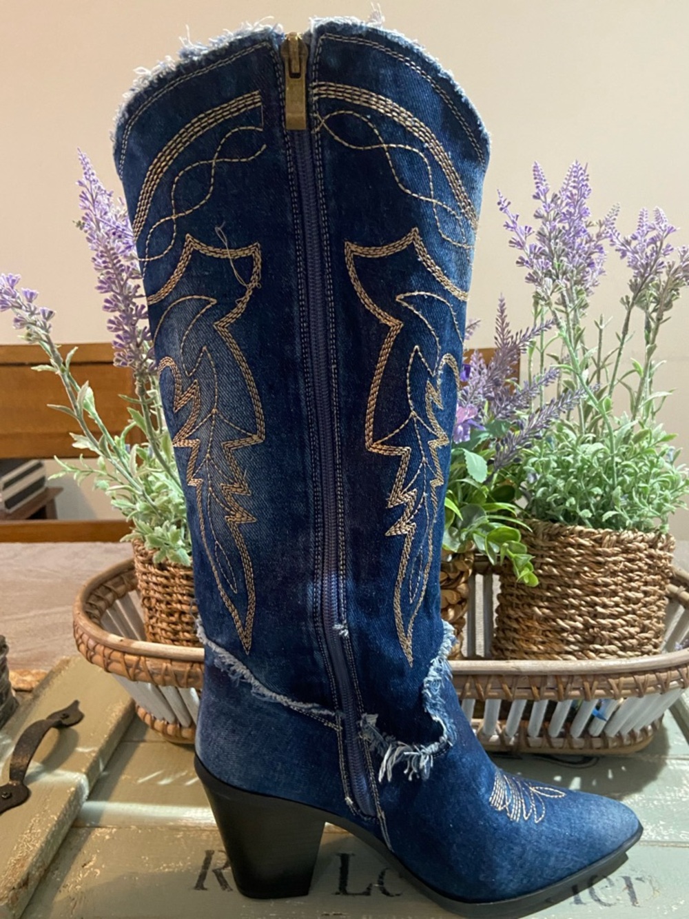 Women’s Dark Blue Embroidered Denim Cowboy Jeans Boots Size 9 - Picture 4 of 13